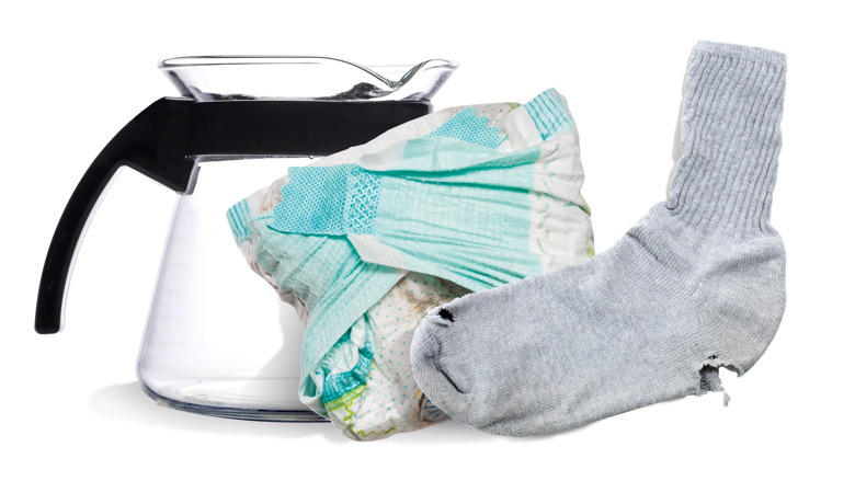 Heat-resistant glassware, diapers and socks are mixed waste.